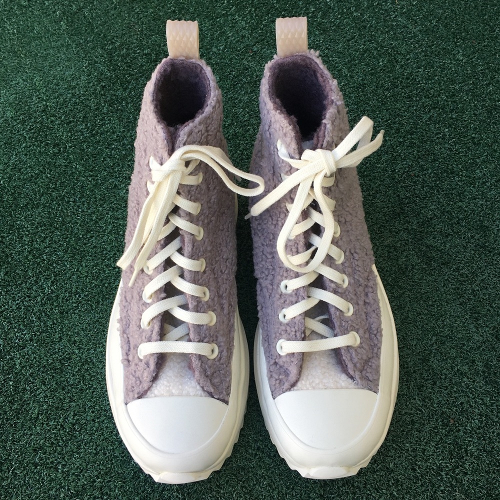 NWT Converse CTAS Faux Shearling Run Star Hike Platform High Top Sneaker Purple - Picture 10 of 13